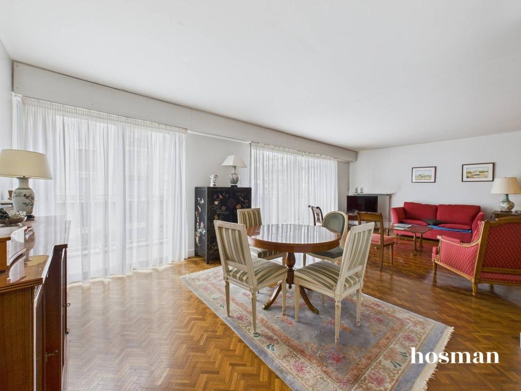 Apartment in Montreuil, Versailles, France 1 - 16898063