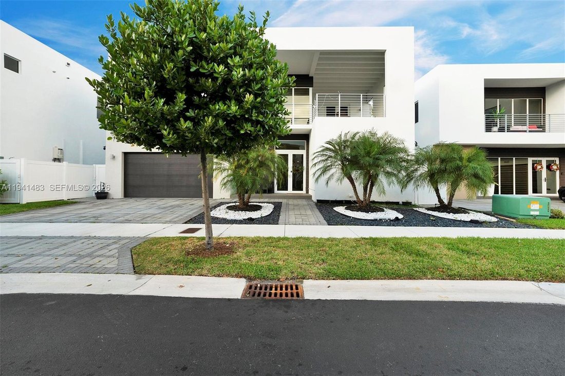House in Doral, Florida, United States 2 - 16901321