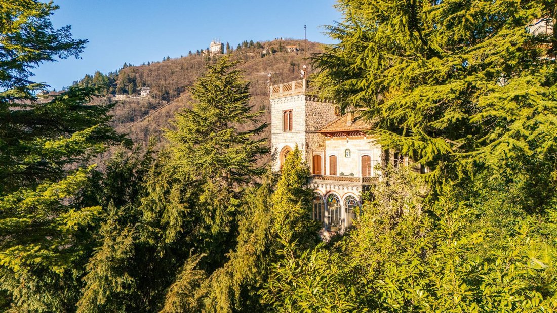 Villa in Velate - Sant'Ambrogio, Varese, Lombardy 4 - 16691403
