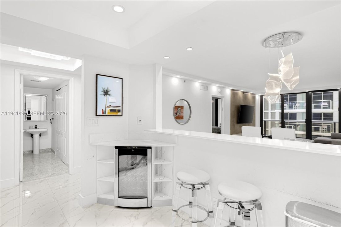 Condo in Bal Harbour, Florida, United States 4 - 16901340
