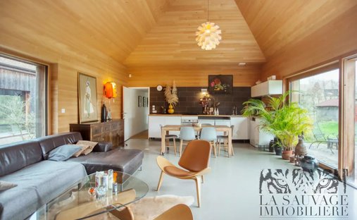 Townhouse in Grosrouvre, Ile-de-France, France 1