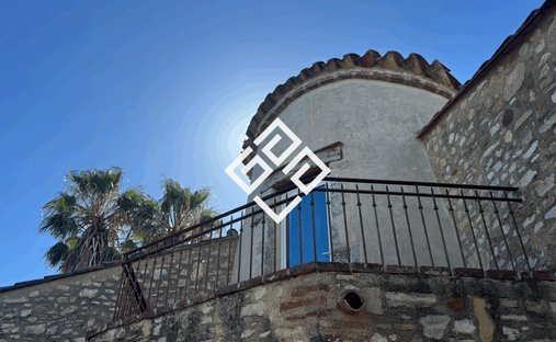 Castle for Sale in Narbonne, Occitanie, France