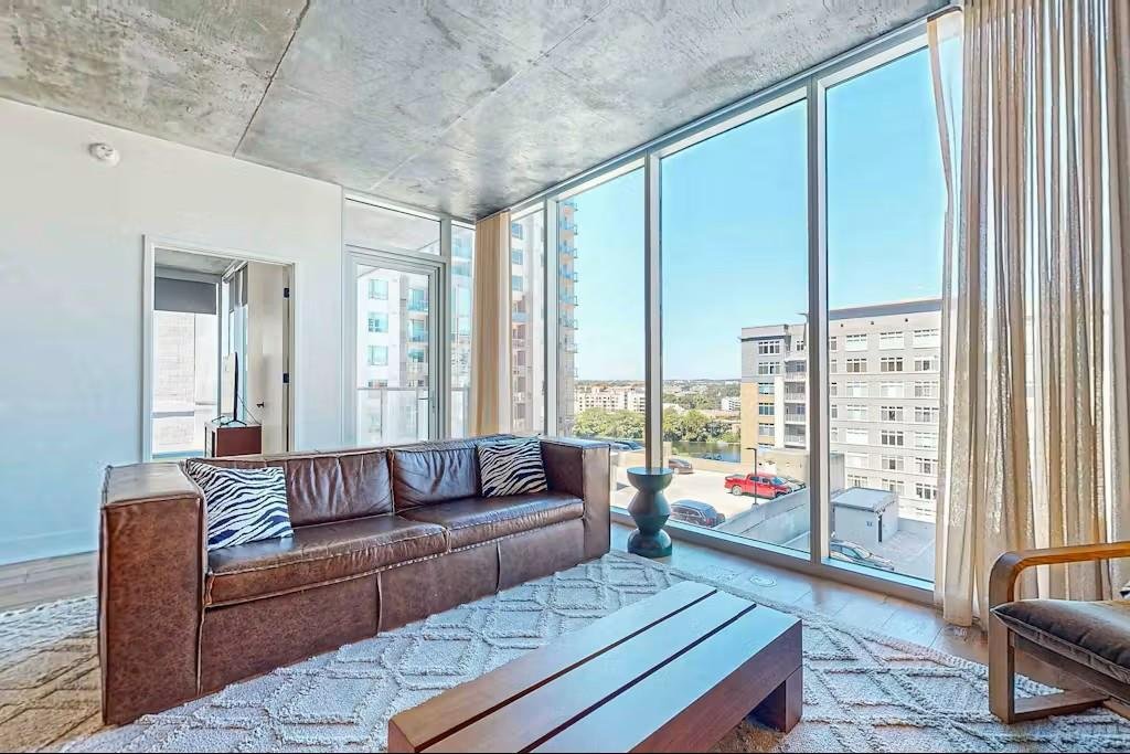 Condo in Austin, Texas, United States 1 - 16903066