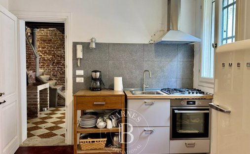 Castle for Sale in Venice, Veneto, Italy