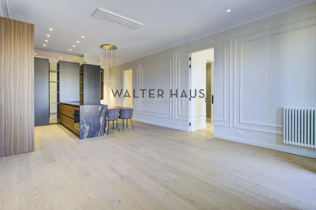 Apartment in Eixample, Barcelona, Spain 4 - 16848733