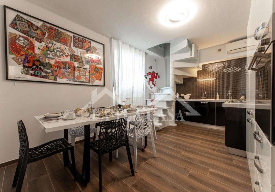 Apartment in Historic Center, Viareggio, Tuscany 1 - 16899969