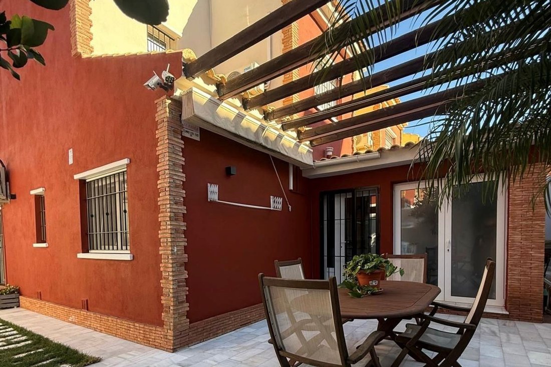 Townhouse in Pilar de la Horadada, Valencian Community, Spain 4 - 16899010