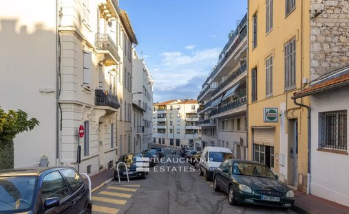 Cannes Californie Gated Estate Joint Agent