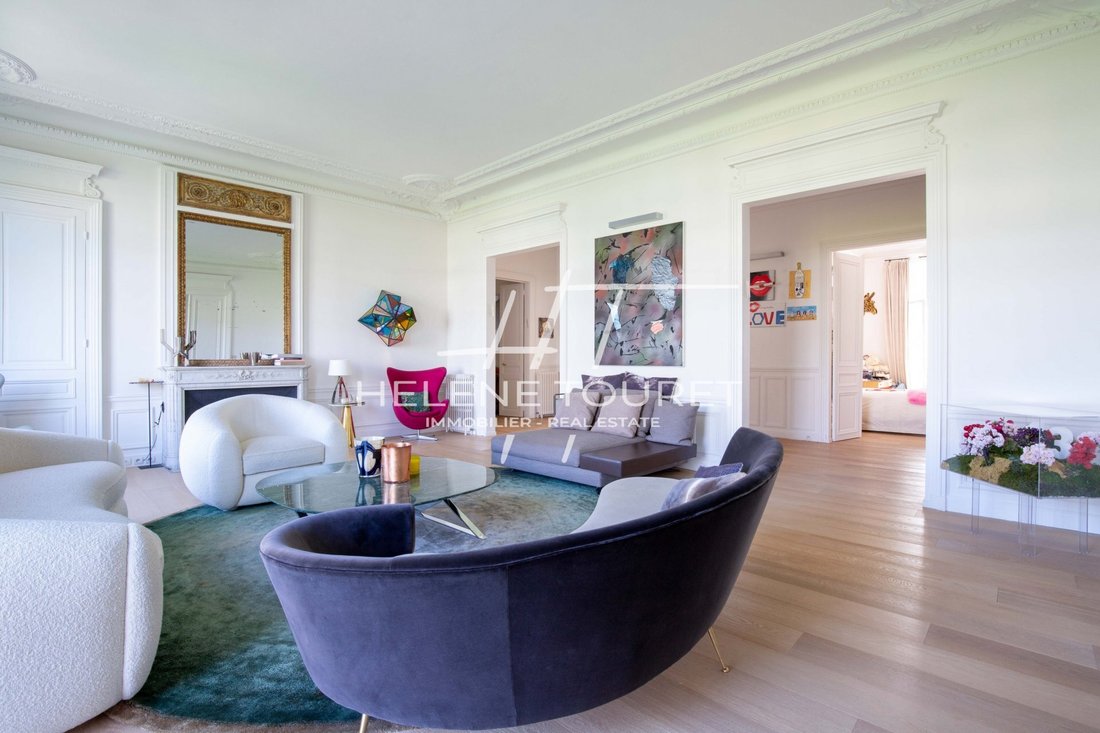Apartment in Montorgueil-Saint Denis, Paris 2e Arrondissement, Paris 4 - 16898563