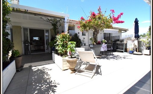 Castle for Sale in Cannes, Provence-Alpes-Côte d'Azur, France