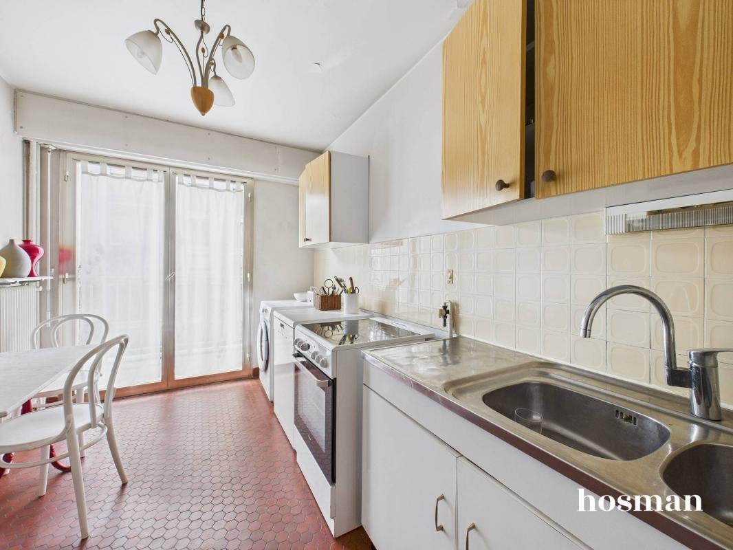 Apartment in Montreuil, Versailles, France 4 - 16898063