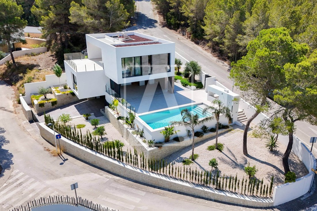 Villa in Moraira, Teulada, Valencian Community 1 - 16901077