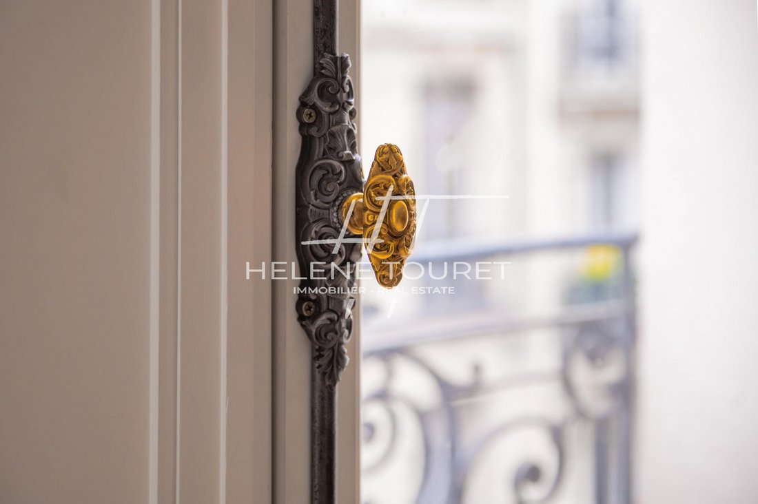 Apartment in Montorgueil-Saint Denis, Paris 2e Arrondissement, Paris 2 - 16898654