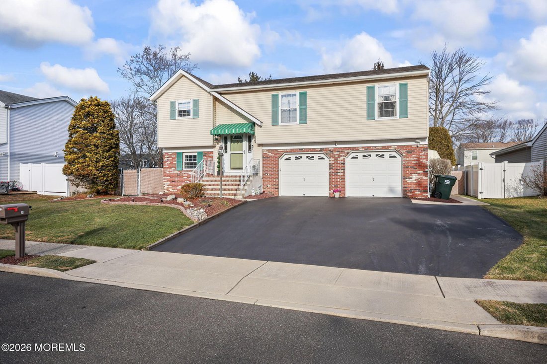 Howell Township, New Jersey, United States 5 - 16902061