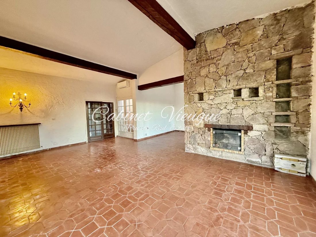 House in Grimaud, Provence-Alpes-Côte d'Azur, France 4 - 16252970