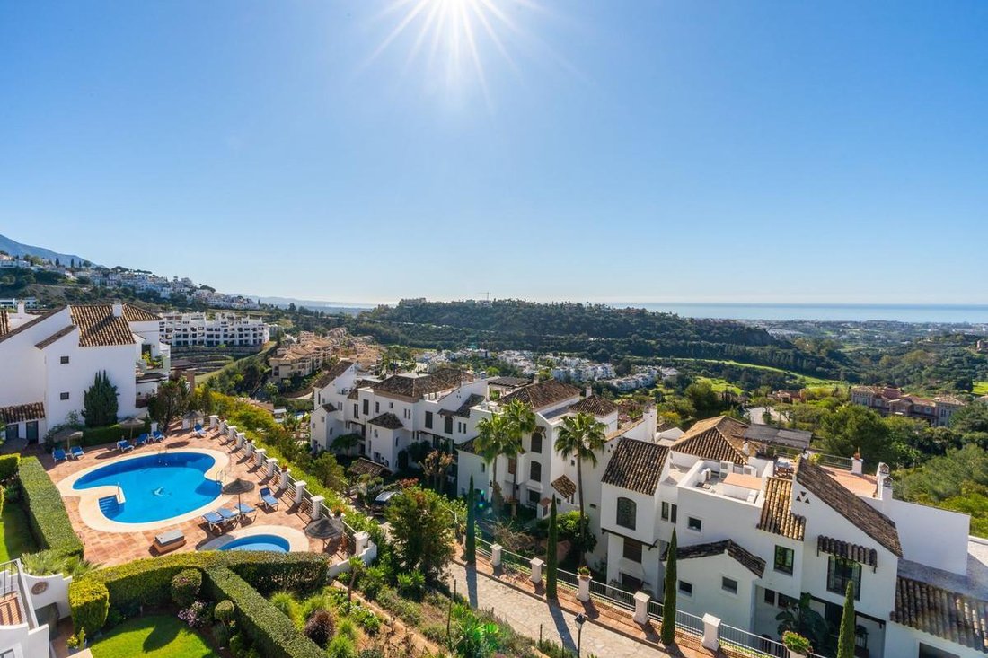 Apartment in Benahavis, Andalusia, Spain 4 - 16902597