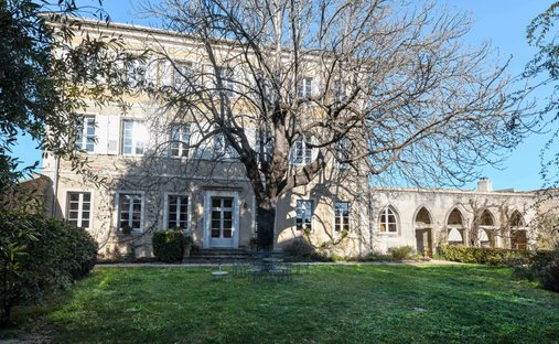 *The French Art Of Living In A 16th Century Château