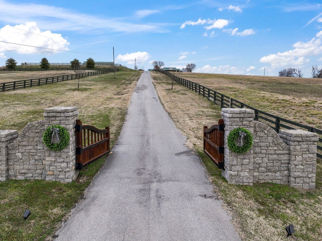 House in Eagleville, Tennessee, United States 3 - 16900843
