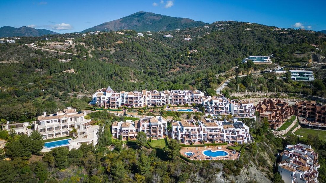 Apartment in Benahavis, Andalusia, Spain 5 - 16902597
