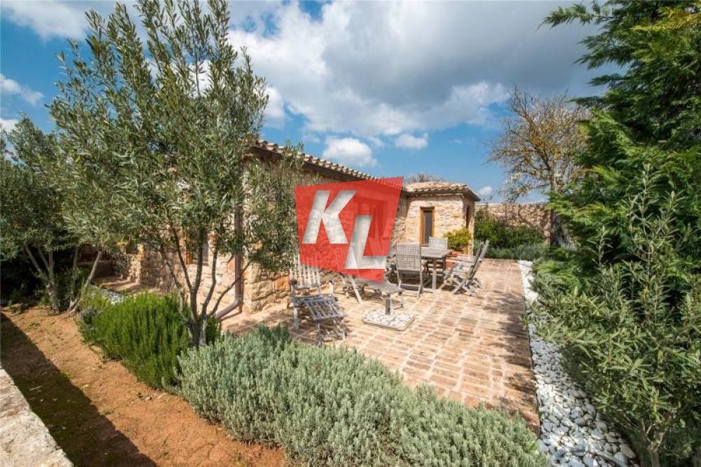 House in Oropos, Attica, Greece 2 - 16900436