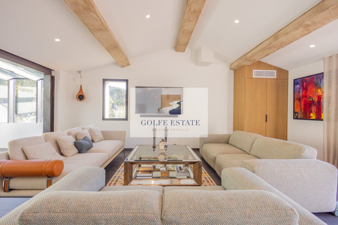 Villa in La Croix-Valmer, Provence-Alpes-Côte d'Azur, France 4 - 16898561