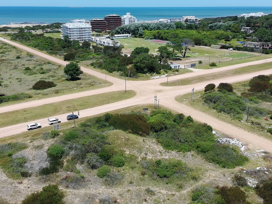 Land in La Barra, Maldonado Department, Uruguay 1 - 16903515