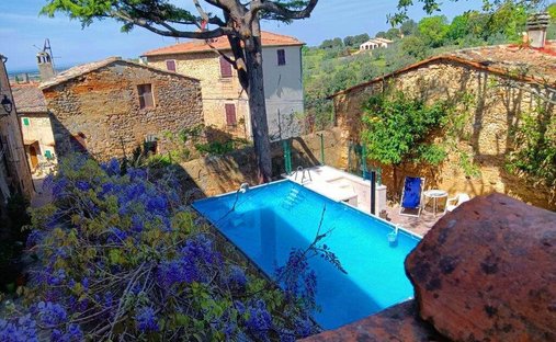 Country House in Castagneto Carducci, Tuscany, Italy 1