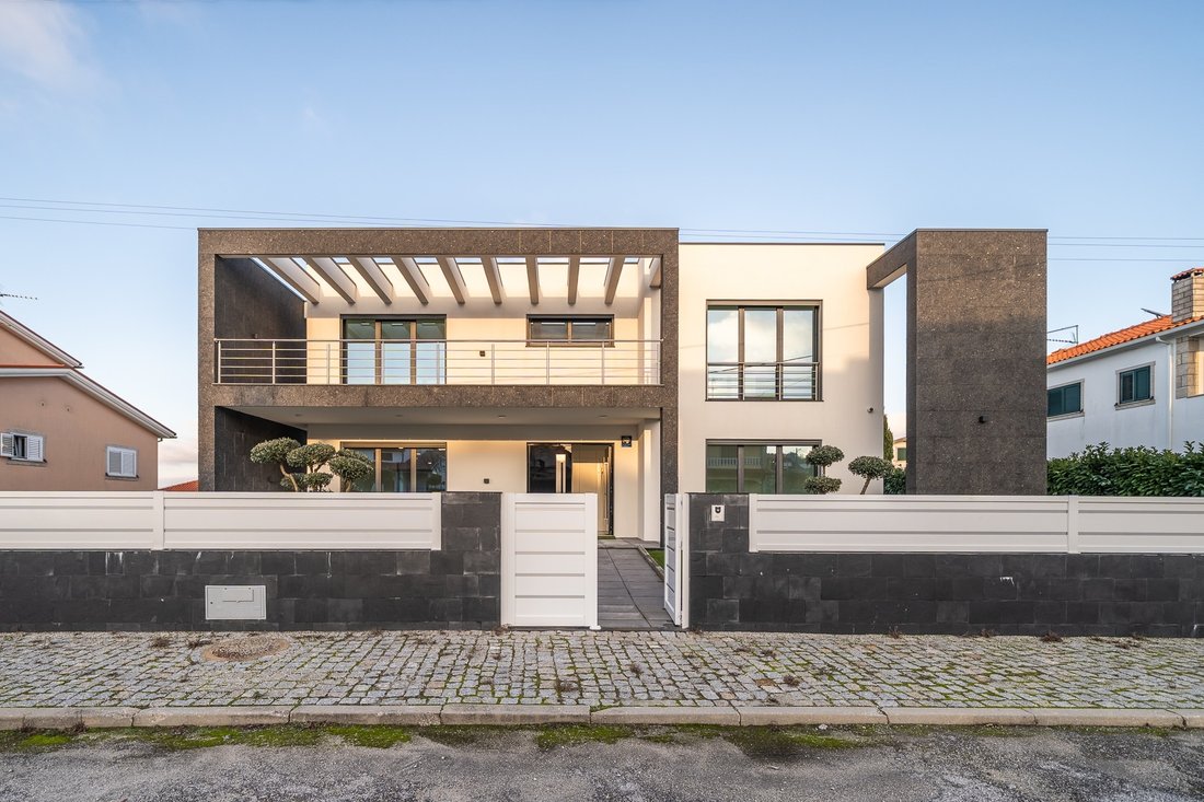 House in Moimenta da Beira, Viseu District, Portugal 3 - 16901943