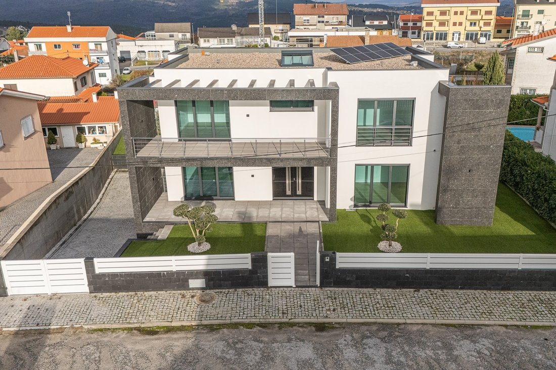 House in Moimenta da Beira, Viseu District, Portugal 4 - 16901943