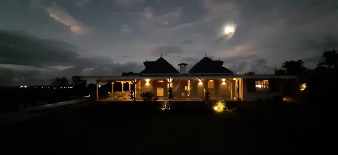 Villa in Mont Piton, Pamplemousses District, Mauritius 3 - 16898399
