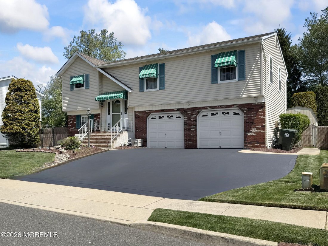 Howell Township, New Jersey, United States 3 - 16902061