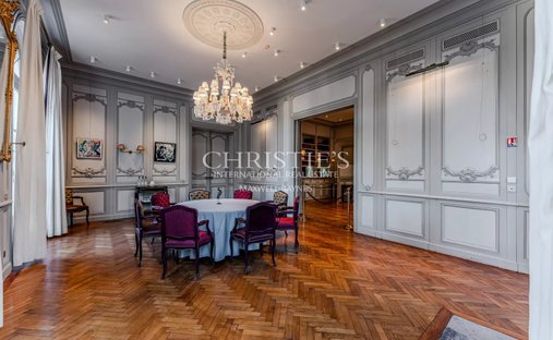 Cocumont Magnificent 18th Century Chateau 700m² On 11 Hectares, Swimming Pool With View