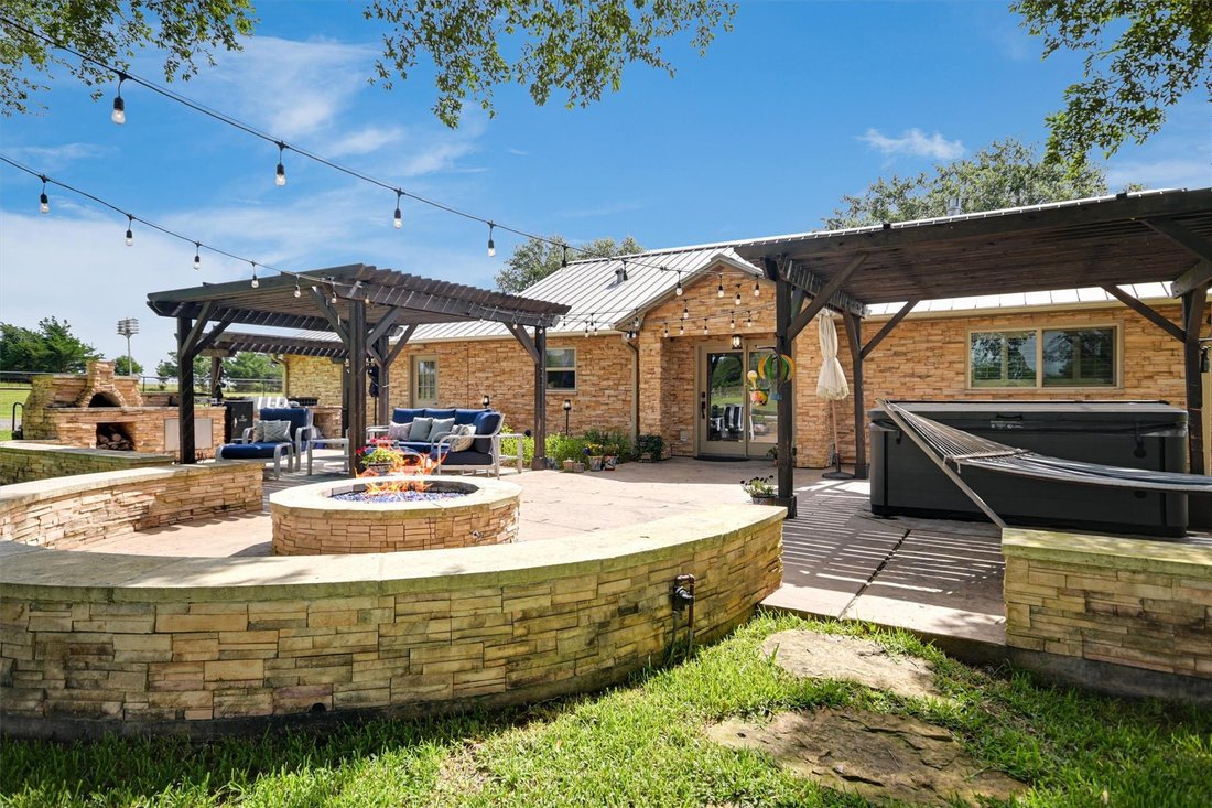 House in Brenham, Texas, United States 4 - 16900604