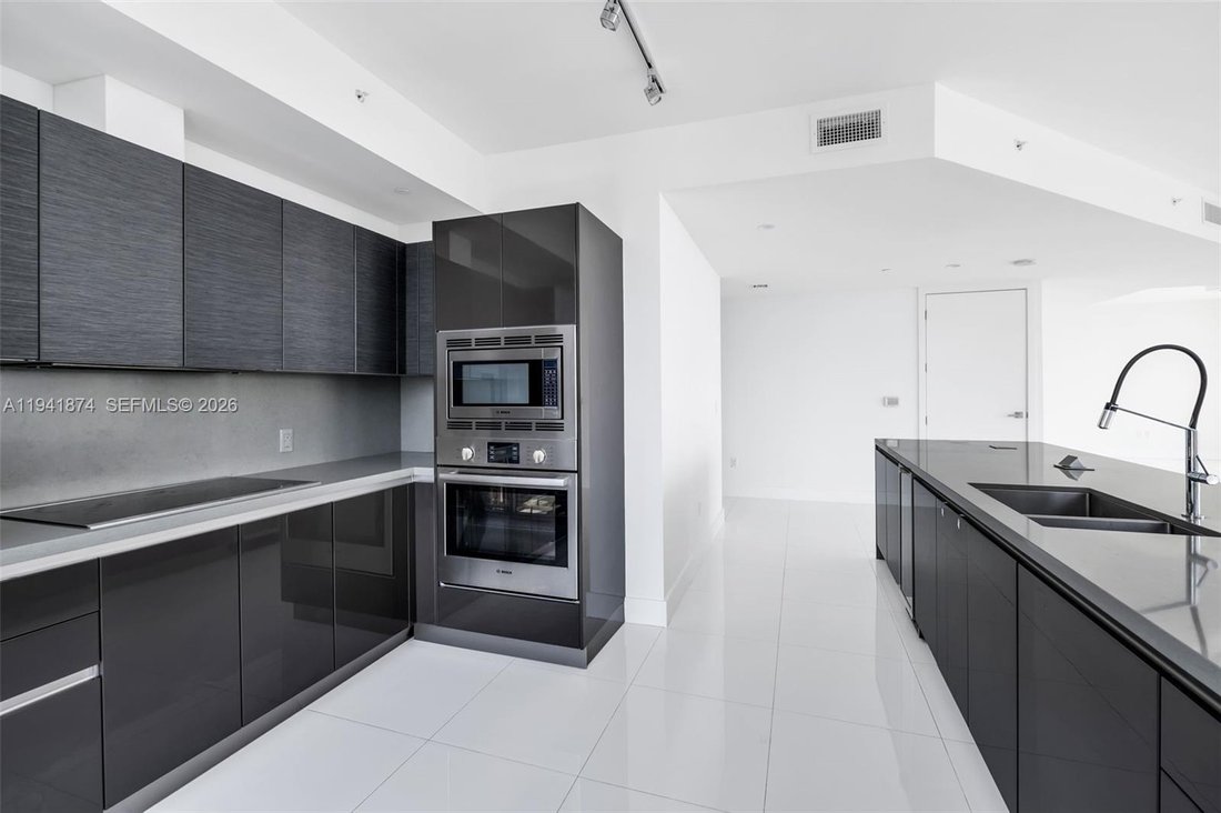 Condo in Miami, Florida, United States 5 - 16901334
