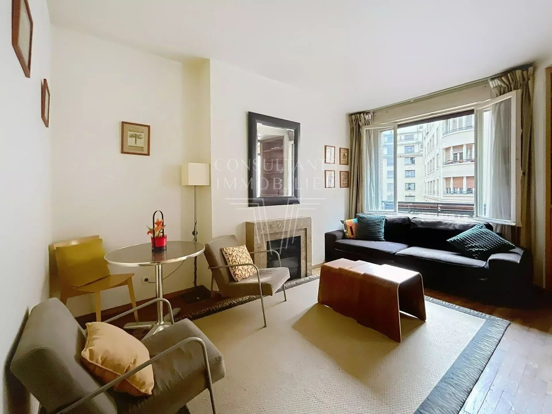 Apartment in Chaillot, Paris 16e Arrondissement, Paris 2 - 15698051