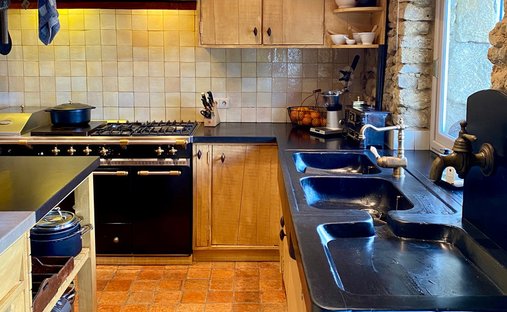 The Aristocratic Chateau Of Beechwood