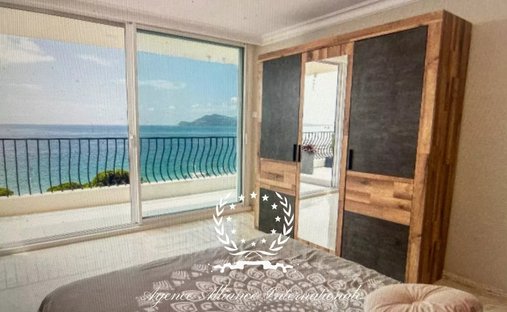 Cannes Californie Gated Estate Joint Agent