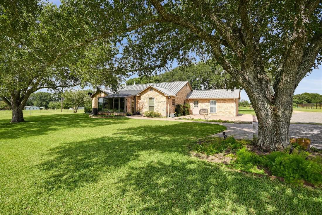 House in Brenham, Texas, United States 5 - 16900604