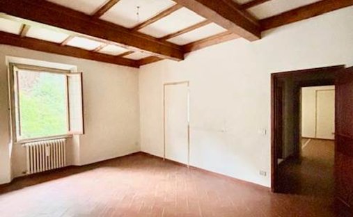 Castle for Sale in Tuscany, Italy