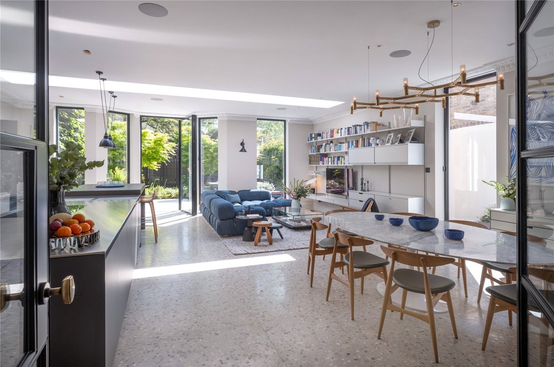 Apartment in Primrose Hill, Camden, England 2 - 16899039