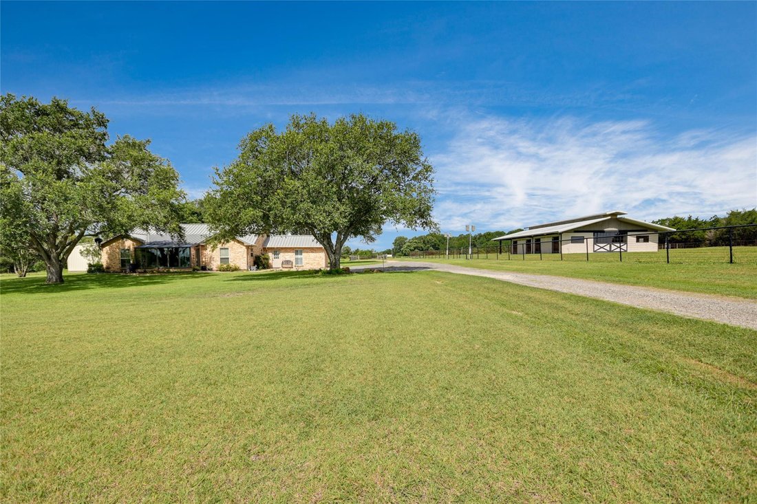 House in Brenham, Texas, United States 3 - 16900604
