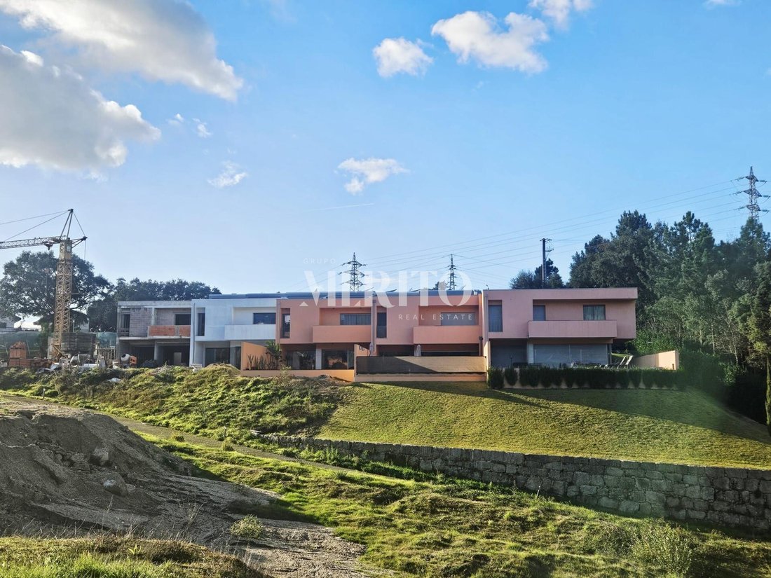 House in Urgezes, Braga, Portugal 2 - 16902493