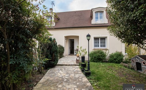 House in Carnot, Bry-sur-Marne, France 1