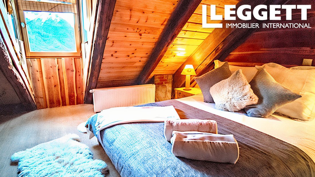 Chalet in Puy-Saint-Pierre, Provence-Alpes-Côte d'Azur, France 4 - 16903250