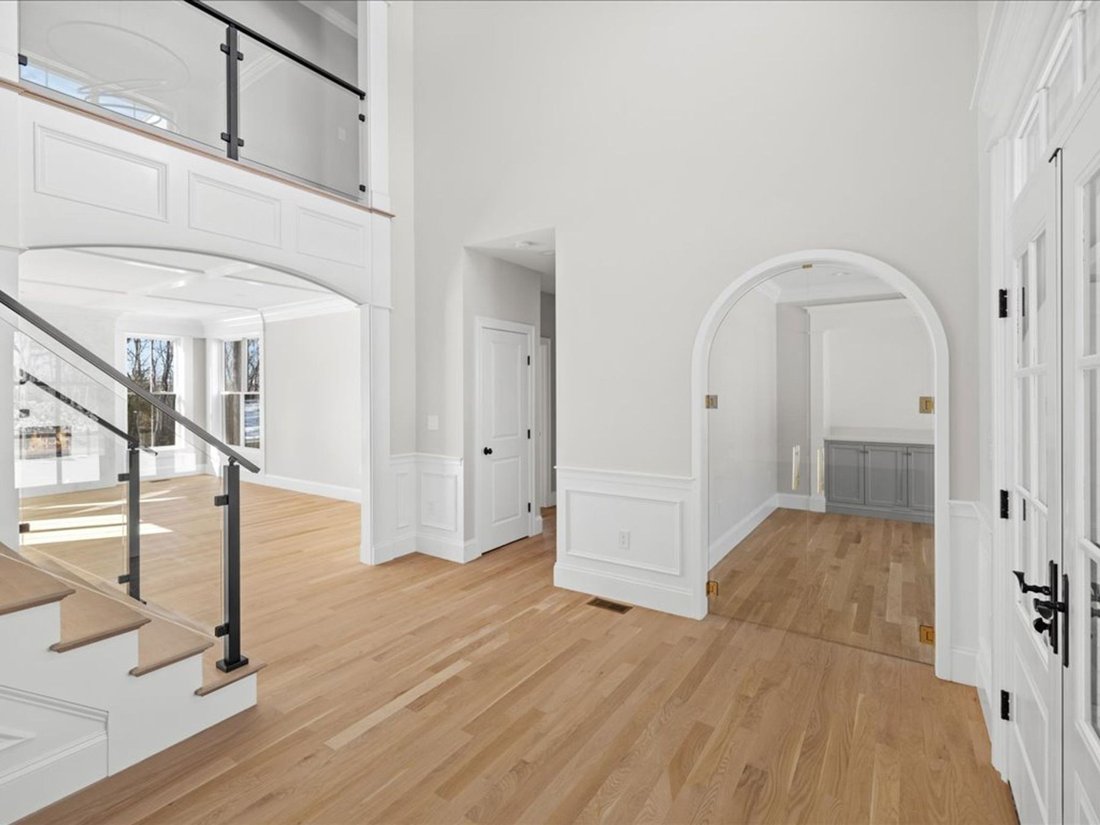 House in Southborough, Massachusetts, United States 4 - 16892104