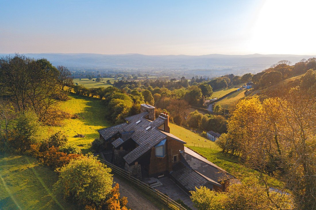 House in Llandyrnog, Wales 1 - 16900448