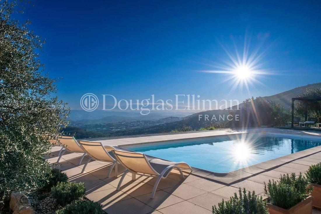 Villa en Grasse, Provenza-Alpes-Costa Azul, Francia 2 - 13931964
