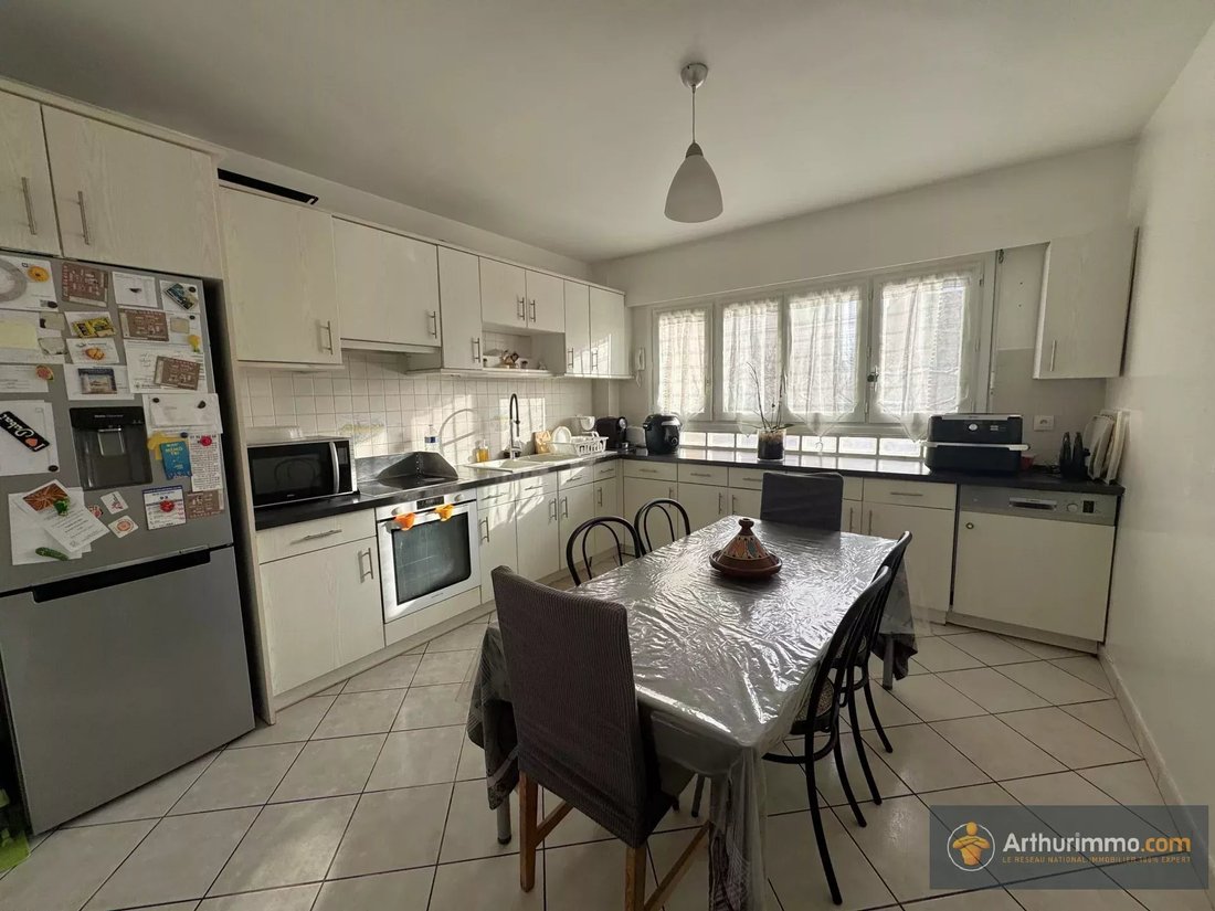 House in Les Pavillons-sous-Bois, Ile-de-France, France 5 - 16898318