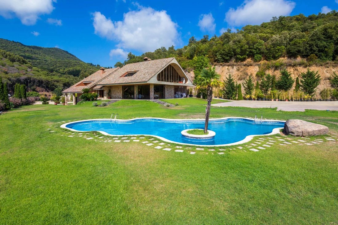 Estate in Sant Andreu de Llavaneres, Catalonia, Spain 4 - 16900269