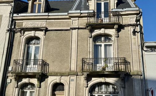 Castle for Sale in Vannes, Brittany, France